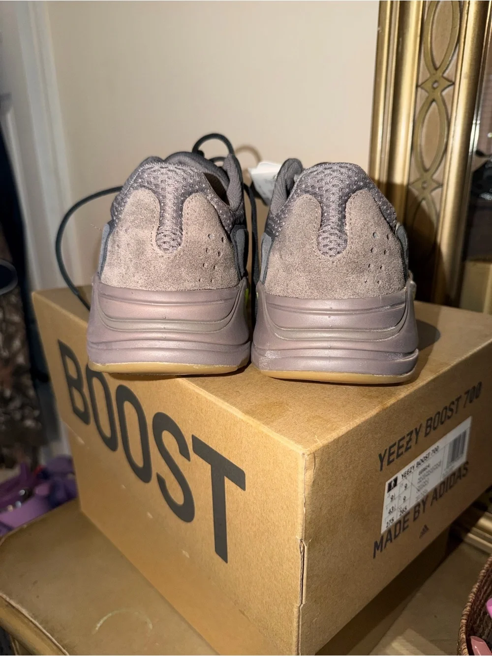 Yeezy Boost 700 Mauve Sneaker